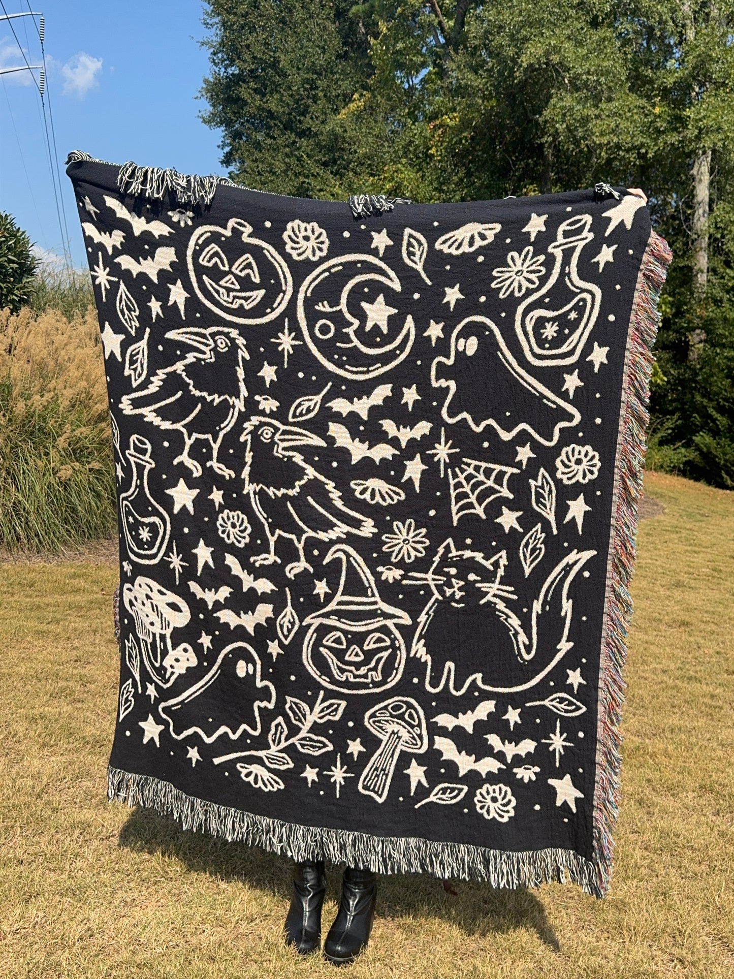 Spooky Witchy Woven Throw Blanket - Vintage Whimsical Halloween Decor