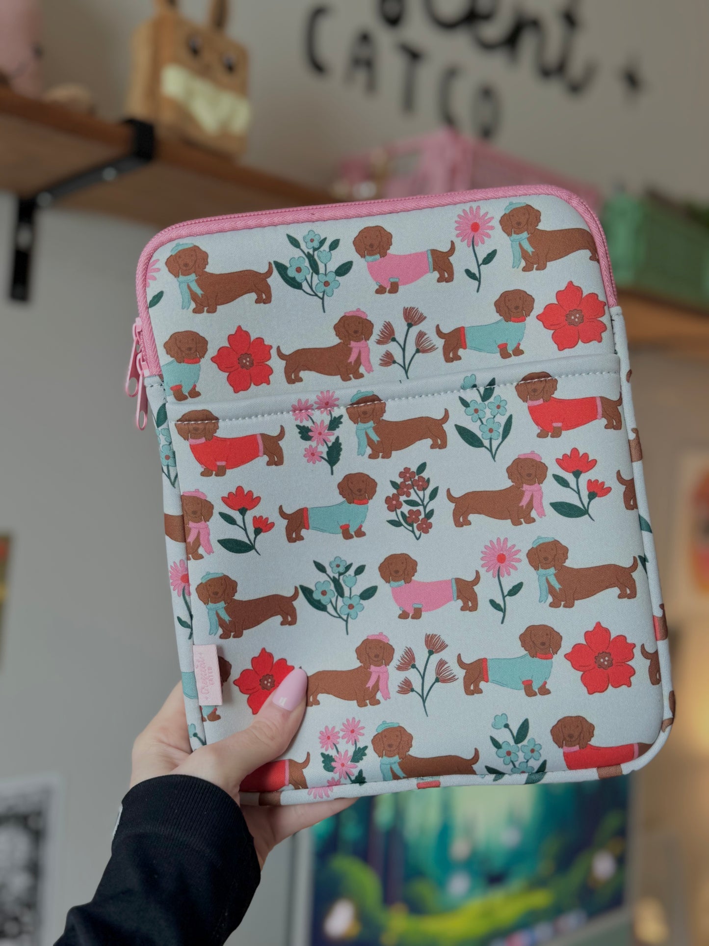 Dachshund Garden Book & Kindle Pouch, Medium E-Reader Zip up Book Sleeve (Copy)