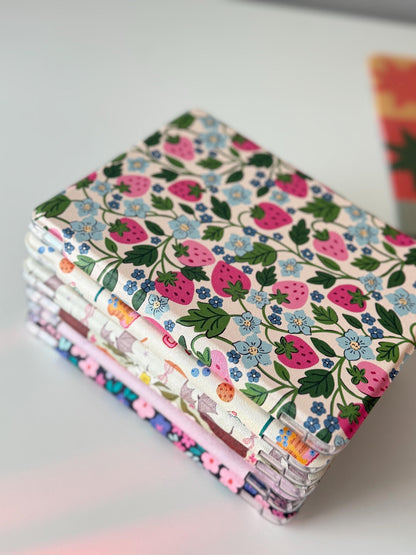 Kindle Case with Clear Back, E-Reader Accessoires, Bookish Gifts, Cute Kindle Case with Hand Strap