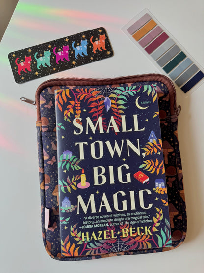 Trendy Retro Floral Book & Kindle Pouch, Medium E-Reader Zip up Book Sleeve, Bookish Gifts