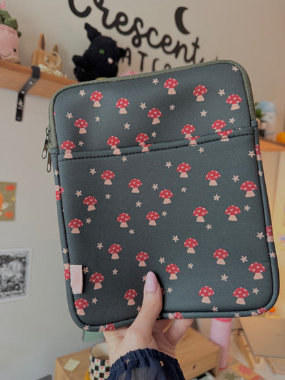 Mushroom Meadows Book & Kindle Pouch, Medium E-Reader Zip up Book Sleeve