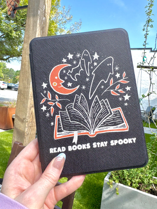 Read Books Stay Spooky Kindle Case