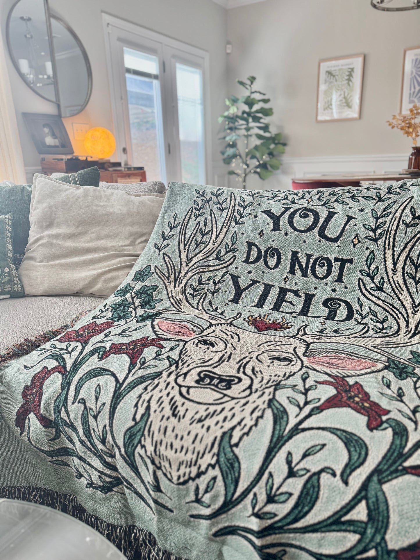 Throne of Glass You Do Not Yield Woven Blanket, Officially Licensed Sarah J Maas Terrasen