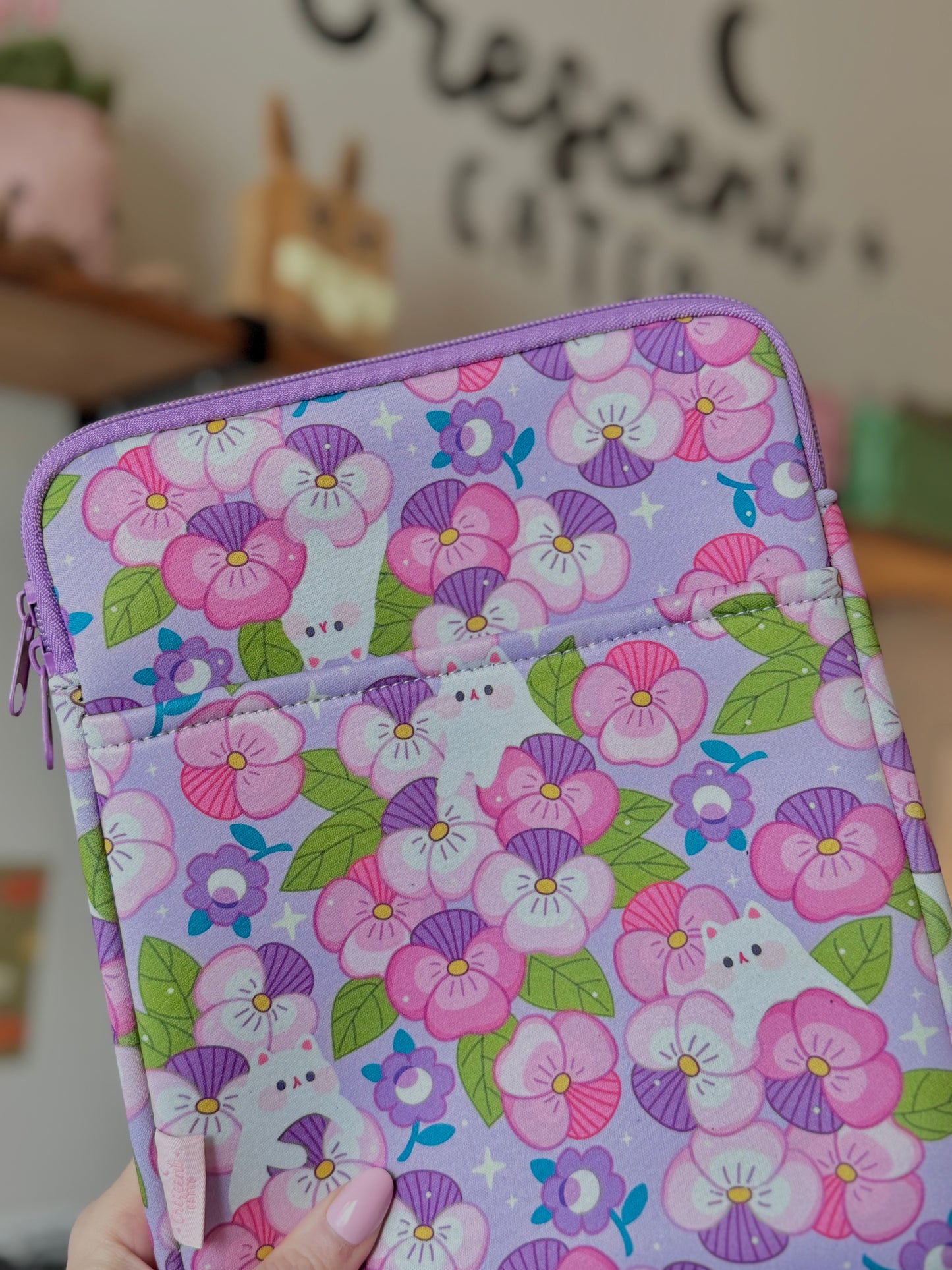 Magical Cat Garden Book & Kindle Pouch, Medium E-Reader Zip up Book Sleeve