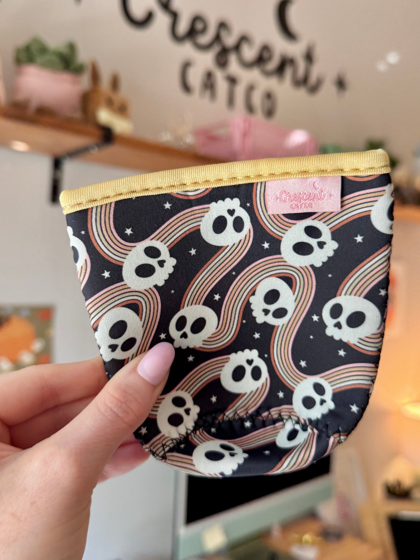 Spooky Retro Skulls Iced Coffee Sleeve