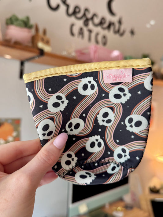 Spooky Retro Skulls Iced Coffee Sleeve
