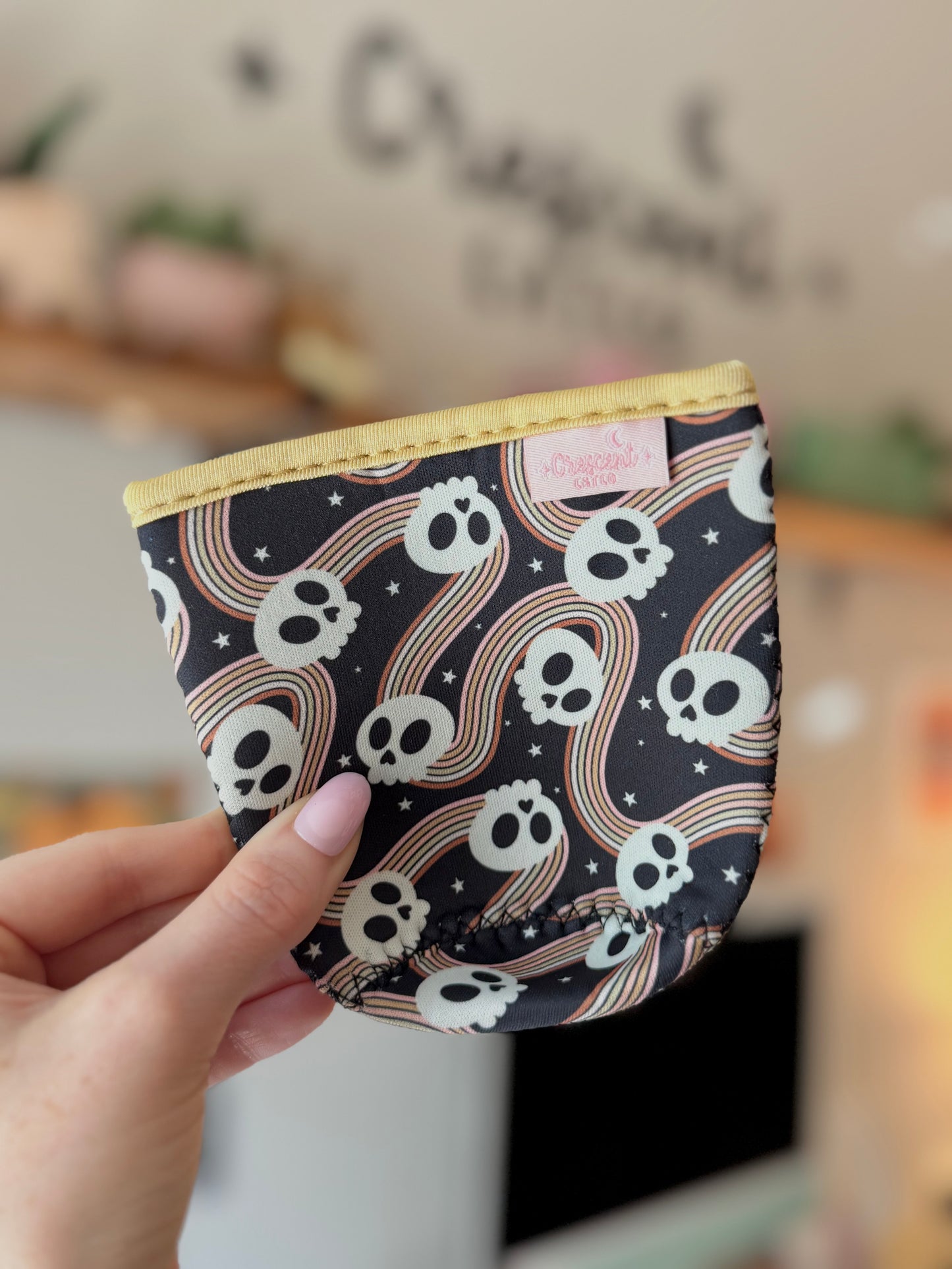 Spooky Retro Skulls Iced Coffee Sleeve