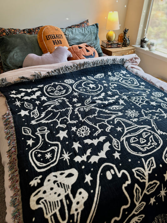 Spooky Witchy Woven Throw Blanket - Vintage Whimsical Halloween Decor