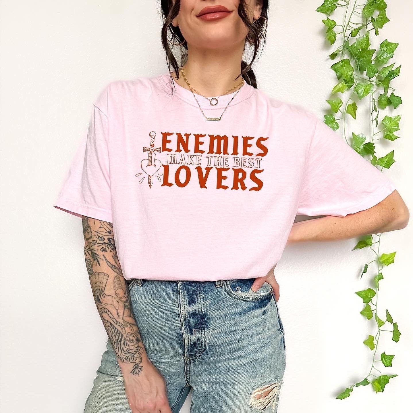 Enemies make the best Lovers Tshirt | Enemies to Lovers bookish Trope | Dark Romance Reader | Trendy Booktok Clothing | Book Merch Gifts