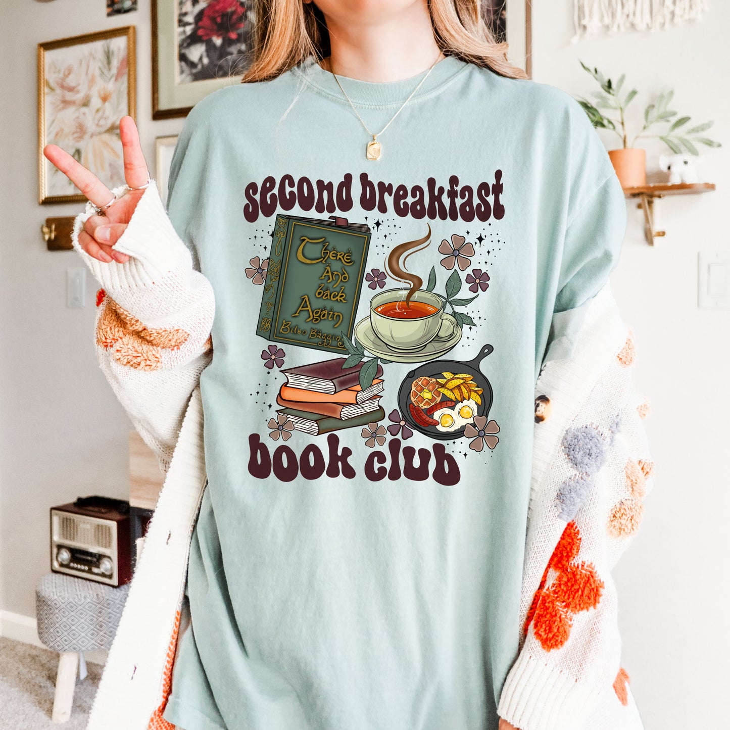 Second Breakfast Book Club Tshirt | Hobbit Shirt | Cottage Core Bookish Merch | Frodo and Sam | LOTR Gifts | Fantasty Book Lover | Reader