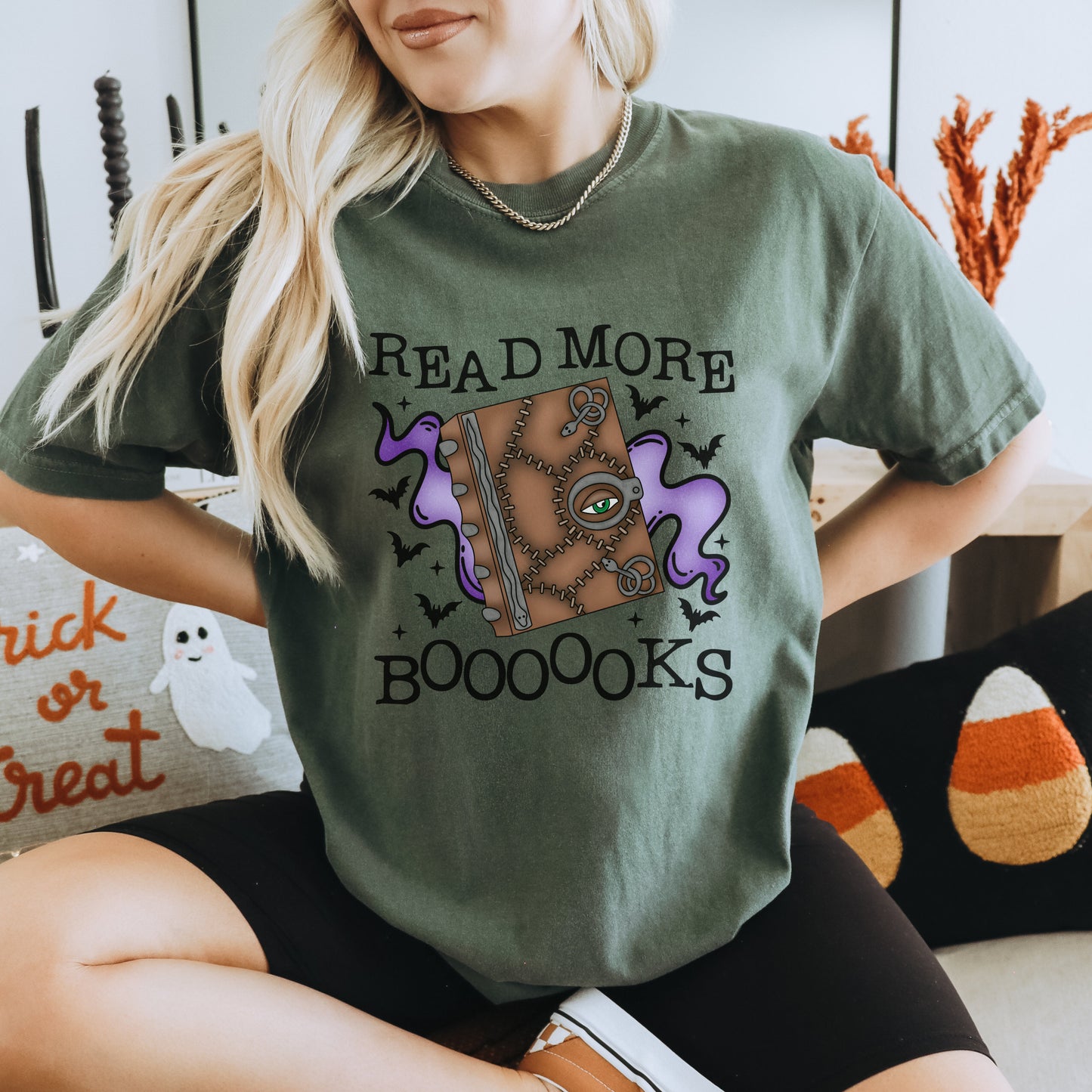 Read More Booooks Tshirt | Spooky Read More Books Halloween Shirt | Hocus Pocus Witchy Bookish Shirt | 90s Halloween Nostalgia