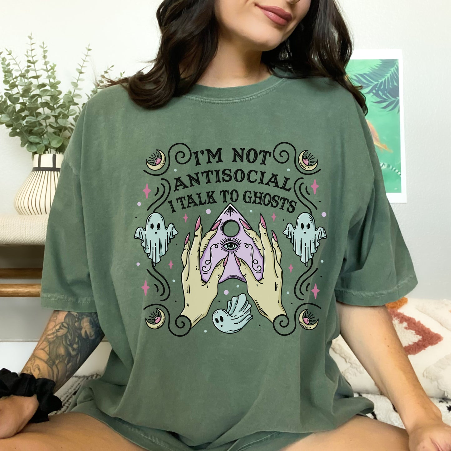 I'm Not Antisocial I Talk to Ghost Tshirt | Funny Introvert Halloween Shirt | Spooky Cute Witchy Tee | Cute Ghost Seance Ouija Board